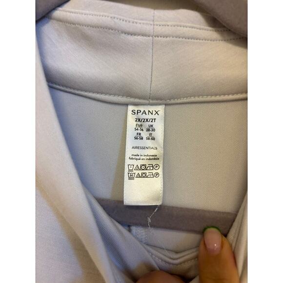 Spanx AirEssentials Mock Neck Mini Dress Size White Cloud Pockets 2X - Picture 2 of 6